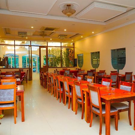 Tilko City Hotel Джафна Екстериор снимка