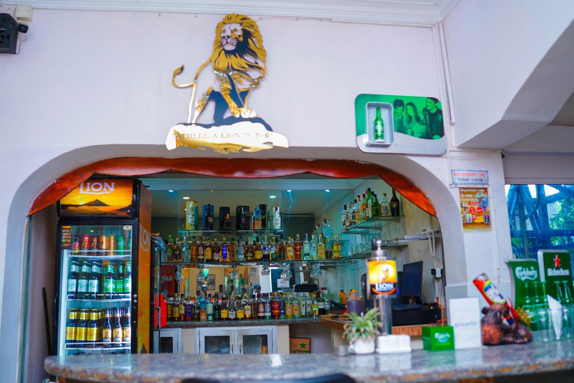 Tilko City Hotel Джафна Екстериор снимка