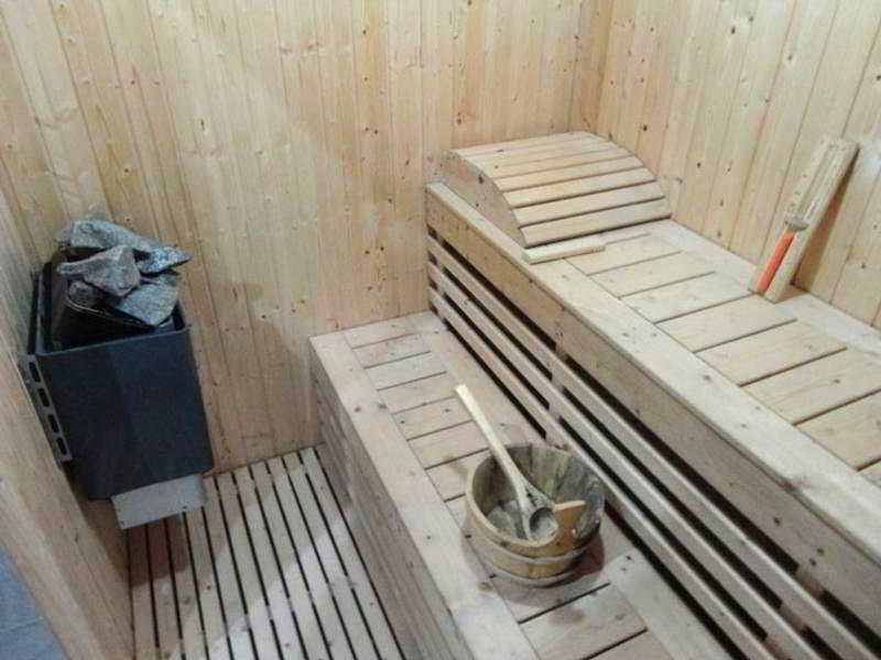 Tilko City Hotel Джафна Екстериор снимка